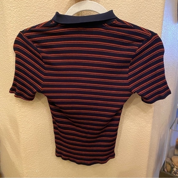 SKY and SPARROW Striped 1/4 Zipped Collared Cropped Top Size Small - Picture 4 of 6
